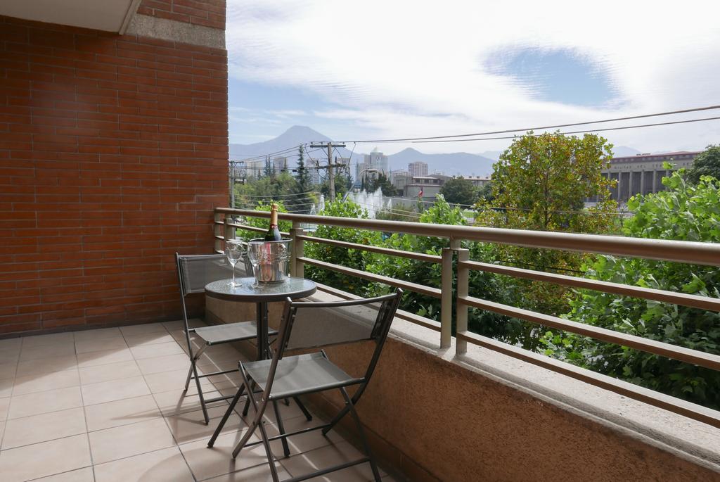 Apartamentos Cordova Savini ซานติอาโก ภายนอก รูปภาพ